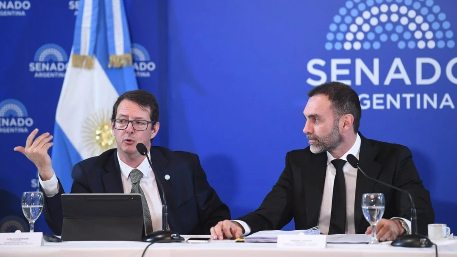 El Presupuesto 2026 avanzó en el Senado sin el capítulo rechazado por Diputados y expuso tensiones internas en el Gobierno