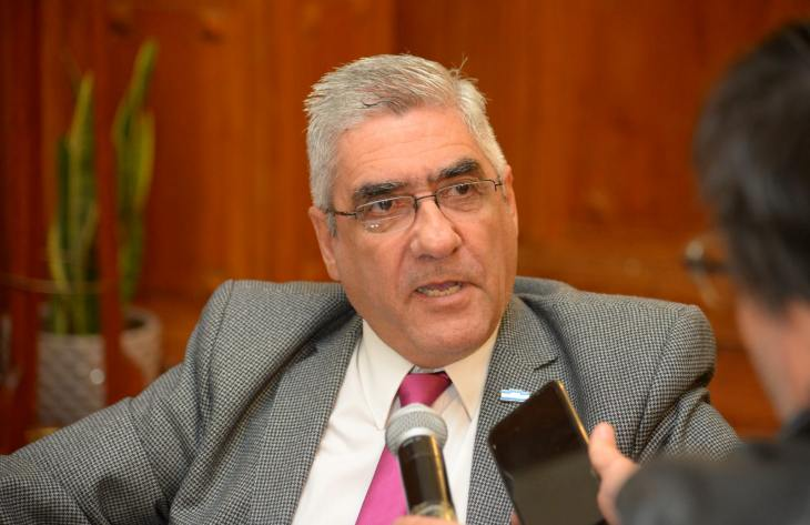 Abad destacó la solidez fiscal y anunció medidas legales por impuestos impagos en countries