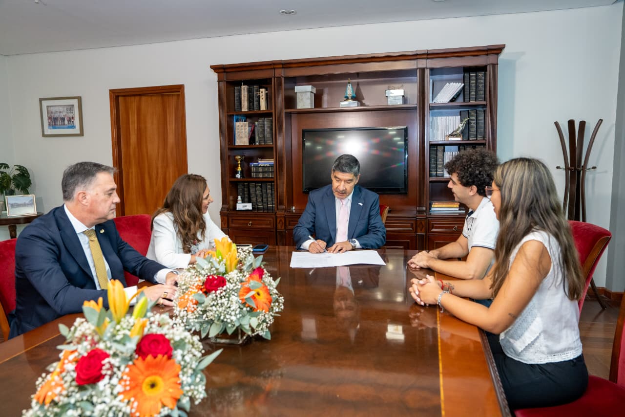 La Legislatura homenajeará a las sangucherías tucumanas con más de 30 años de historia