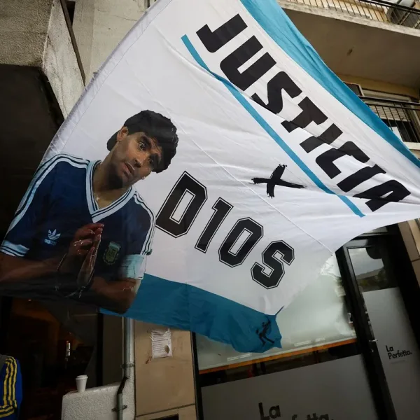 Un nuevo tribunal definirá el juicio por la muerte de Maradona tras escándalo judicial