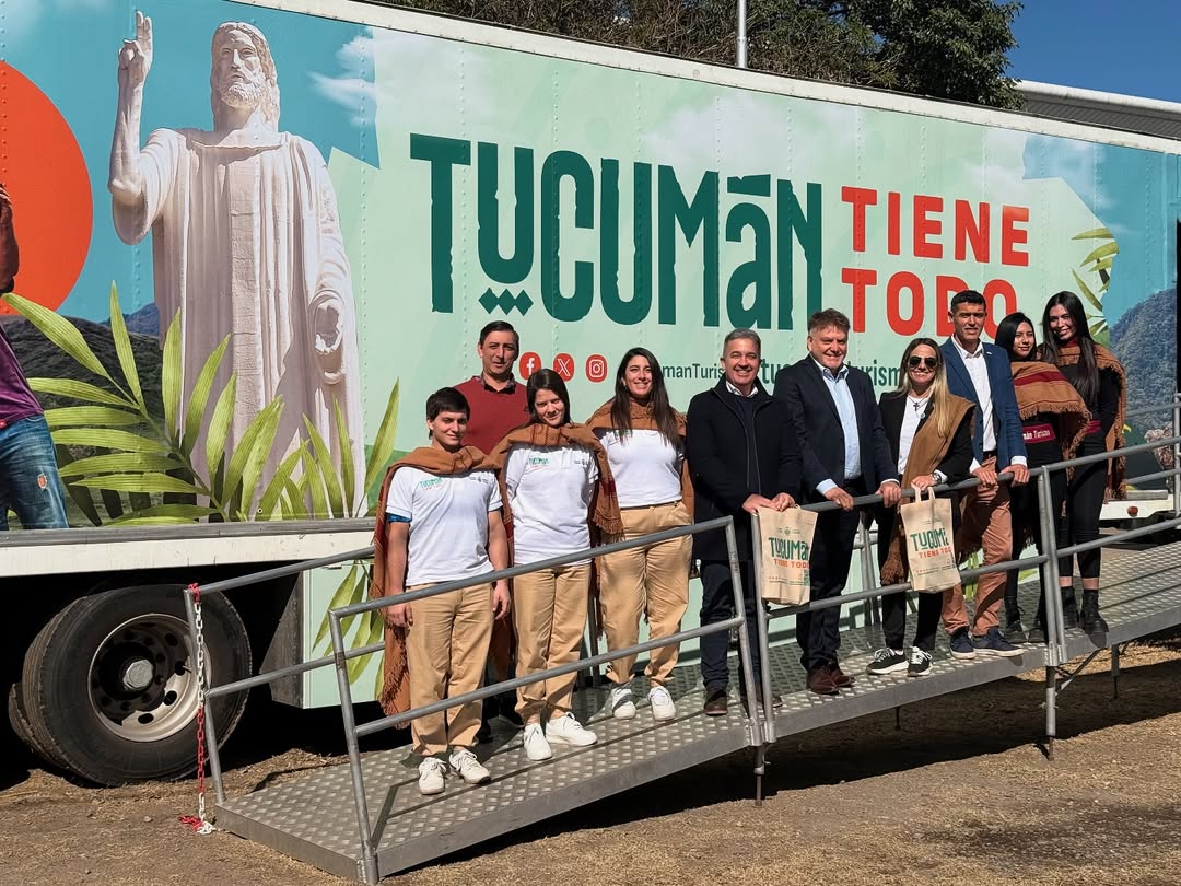 Tucumán deslumbró con su propuesta turística en la apertura de la Fiesta del Poncho 2025