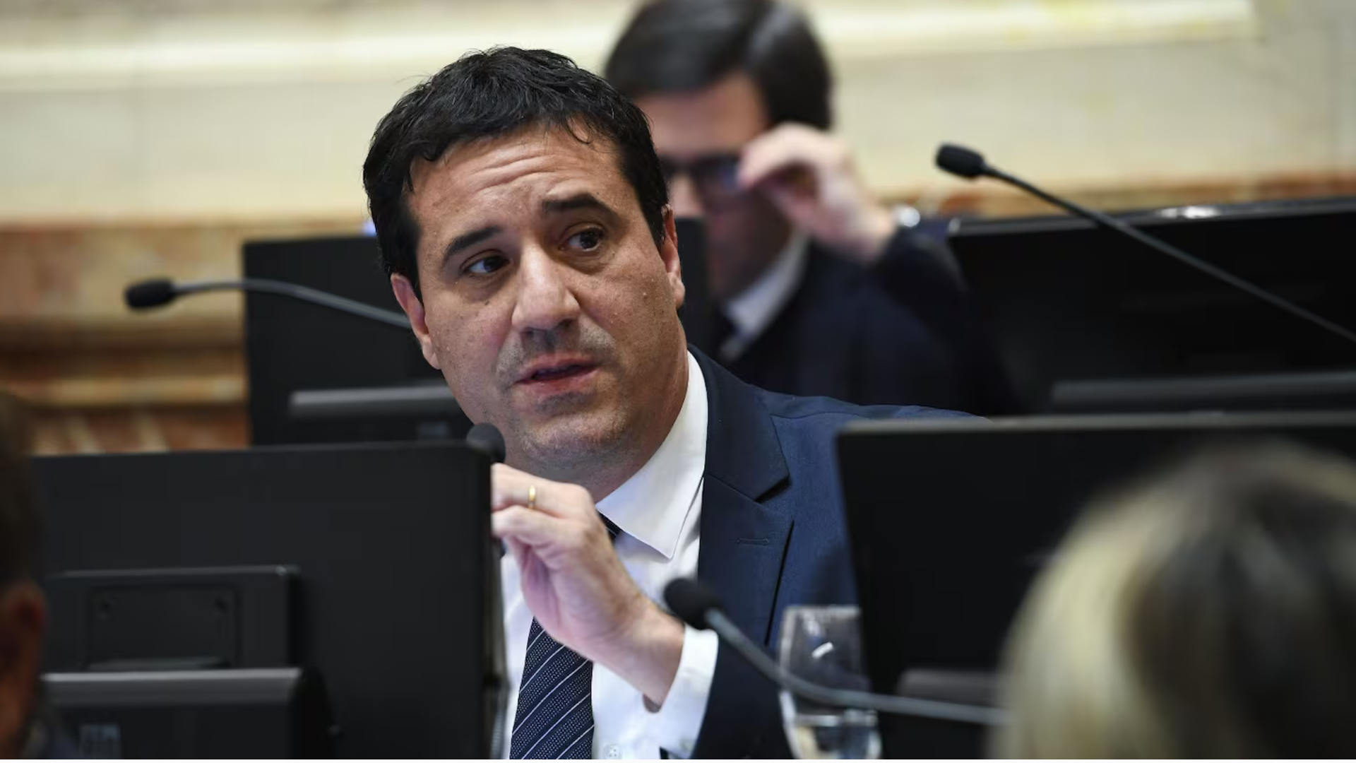 El Senado aprobó aumentos para universidades y el Garrahan en una jornada adversa para Milei