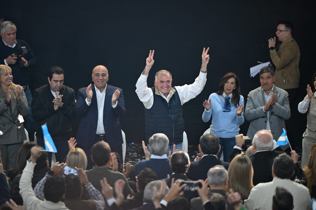 Jaldo lanzó la lista del PJ tucumano y prometió “el mejor triunfo peronista de la Argentina”