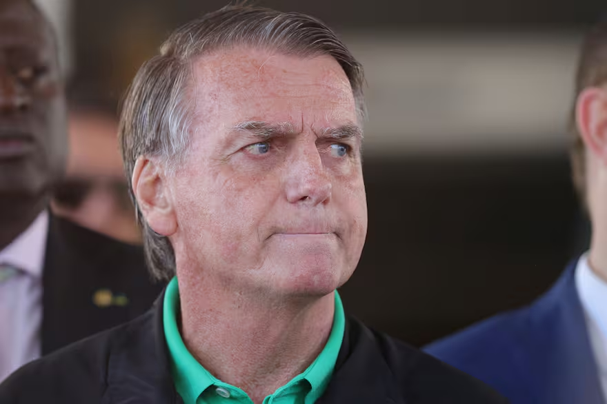 La Corte Suprema de Brasil ordenó el arresto domiciliario para Jair Bolsonaro