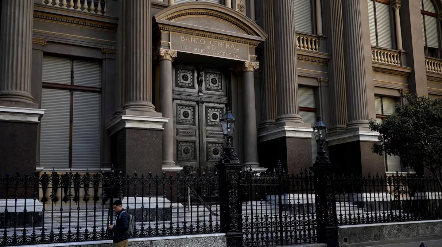 EE.UU confirma negociación de swap y asistencia financiera a Argentina
