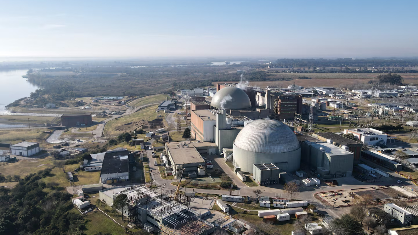 El Gobierno anuncia privatización parcial de Nucleoeléctrica Argentina para impulsar inversión privada