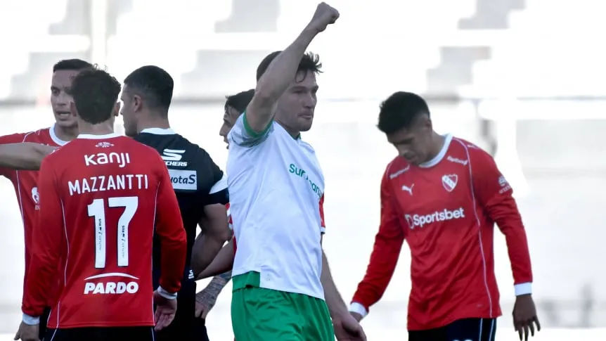 Independiente cayó ante Banfield y Julio Vaccari renunció a la dirección técnica