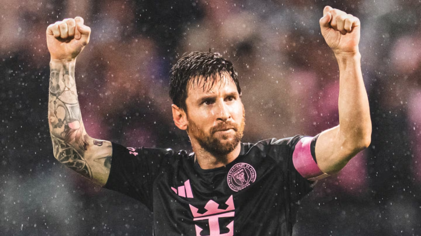 Messi brilló con un doblete y clasificó a Inter Miami a los playoffs de la MLS