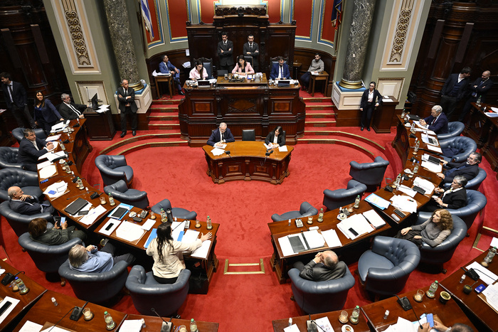 Uruguay legalizó la eutanasia y reabre el debate sobre la “muerte digna” en la Argentina