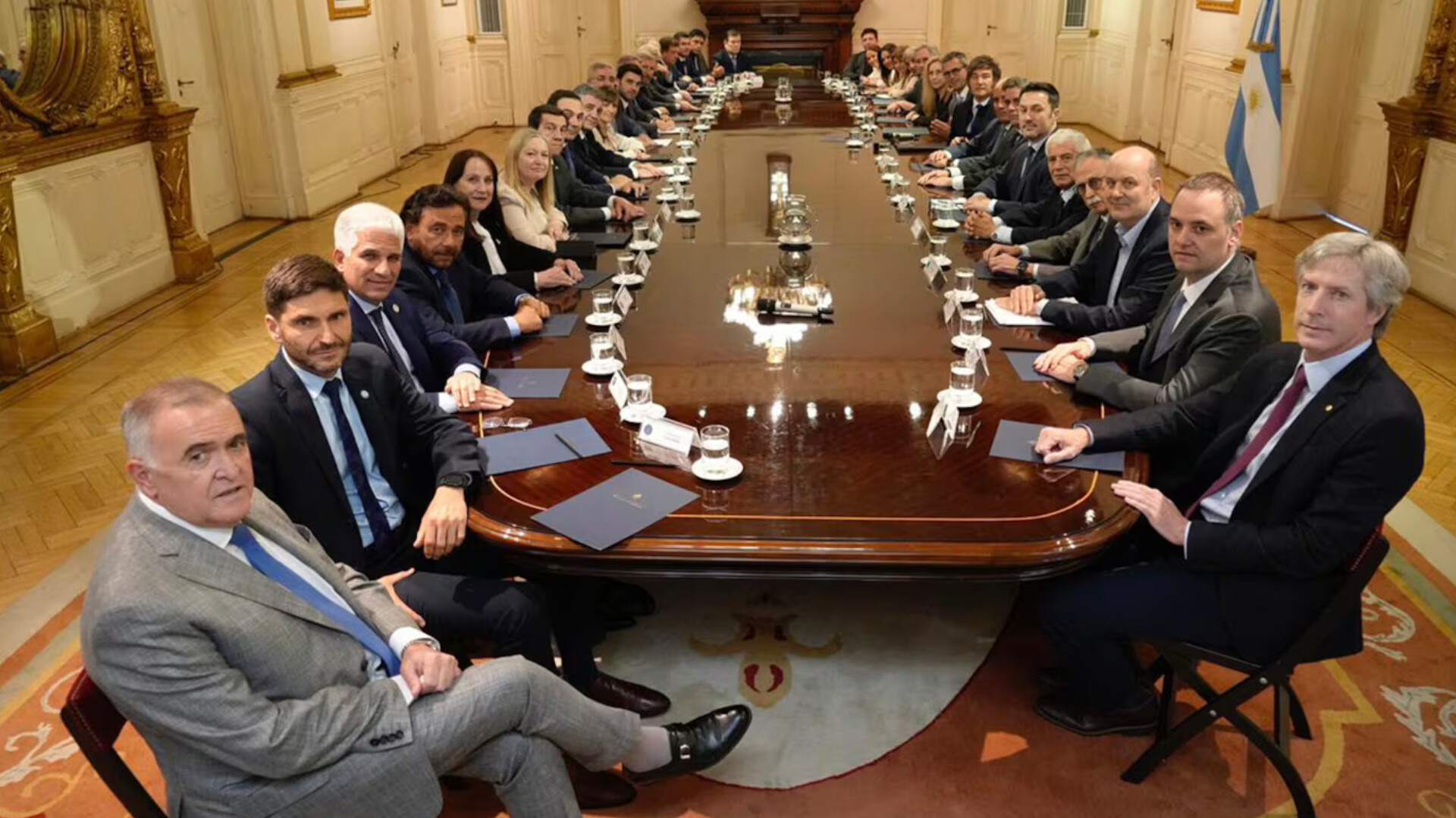 Milei se reunió con gobernadores y reafirmó su compromiso con las reformas estructurales