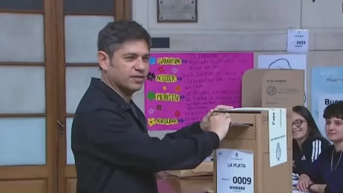 Kicillof reclama diálogo a Milei y critica la Boleta Única de Papel