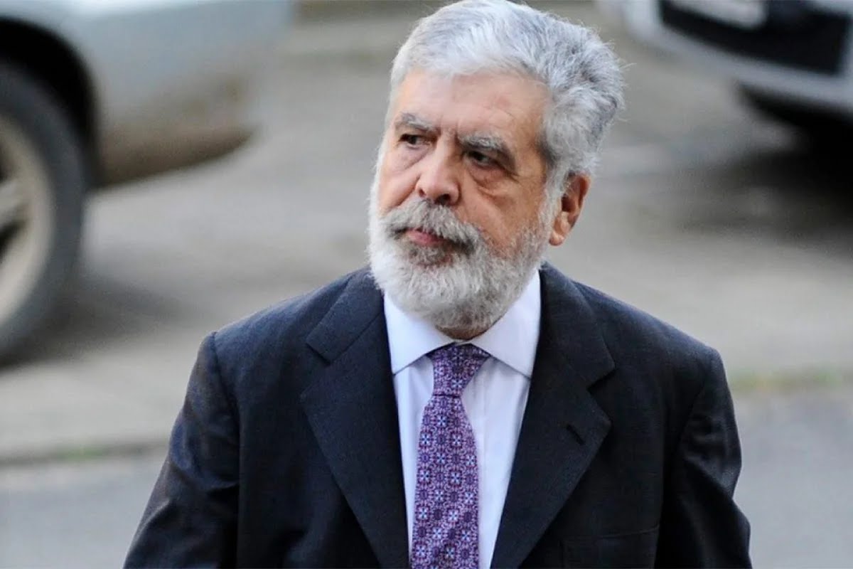 Condenan a Julio De Vido a cuatro años de prisión por fraude con el Gas Natural Licuado