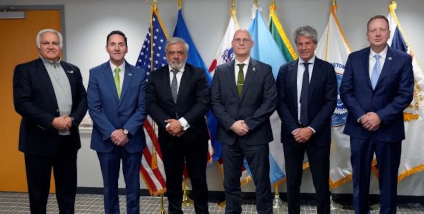 Argentina y Estados Unidos sellan un nuevo acuerdo para modernizar y reforzar los controles aduaneros