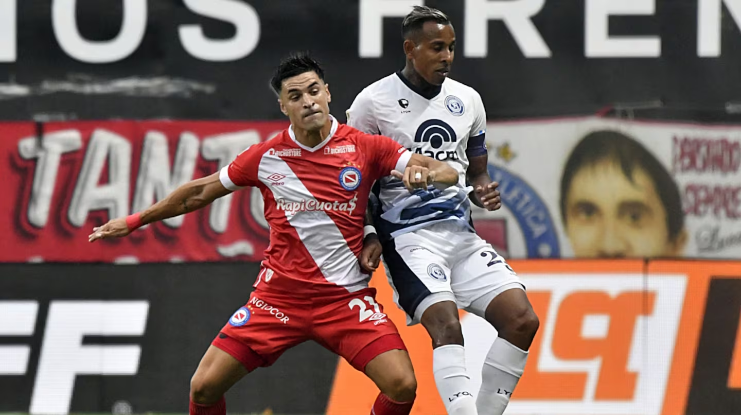 Argentinos Juniors e Independiente Rivadavia van por la gloria en la final de la Copa Argentina
