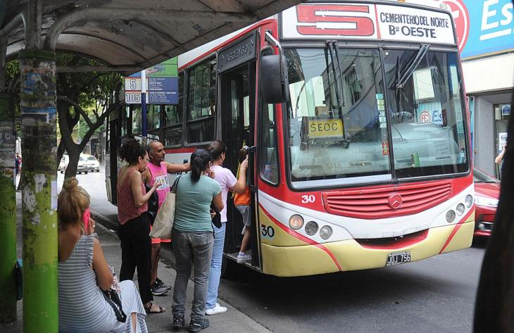 Paro de colectivos en la Capital: solo una línea funcionará con normalidad