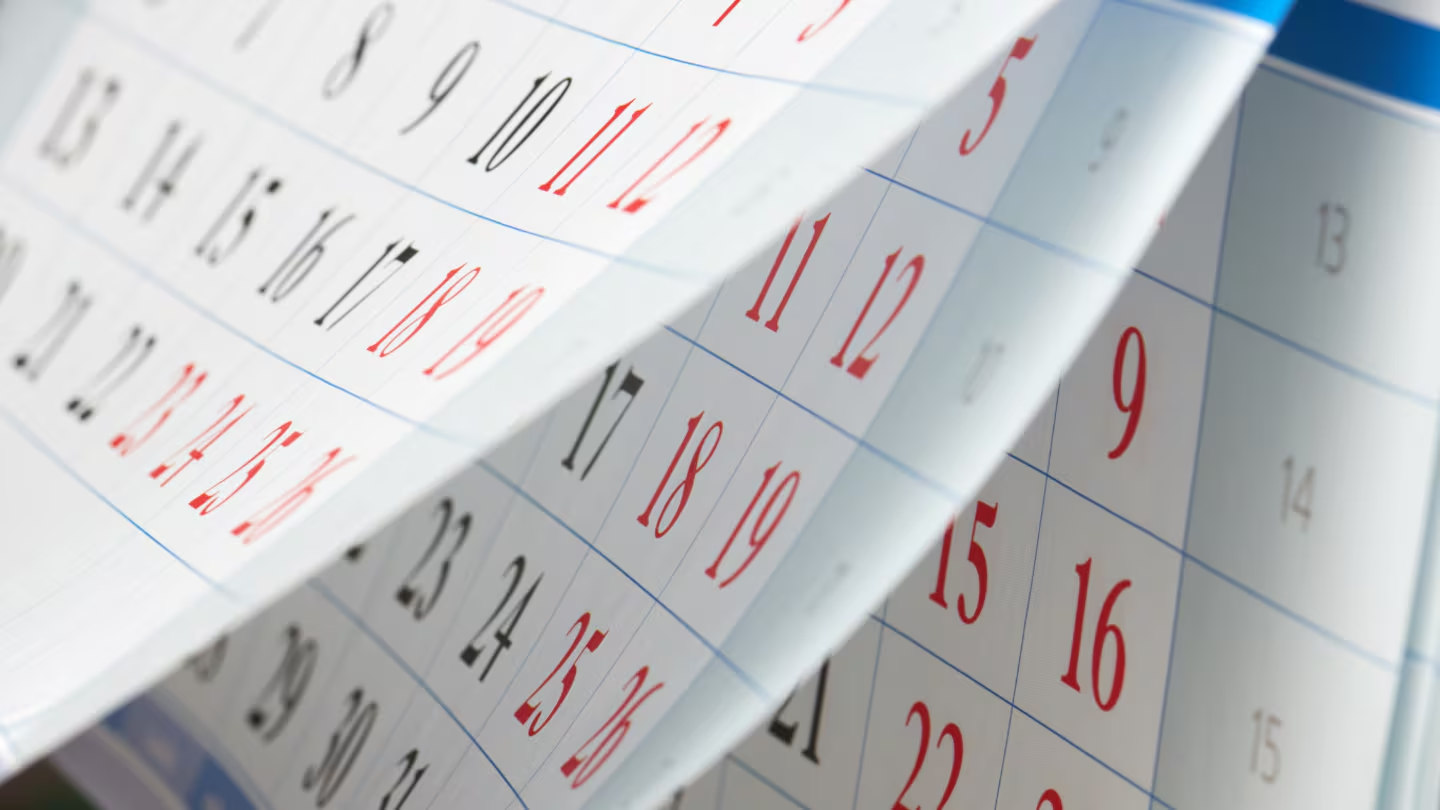 Feriados 2026: el calendario oficial suma fines de semana largos y días no laborables turísticos