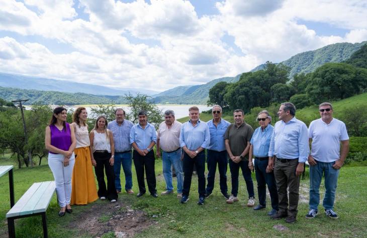 Acevedo y Amaya impulsan el turismo con una nueva oficina de información en Escaba
