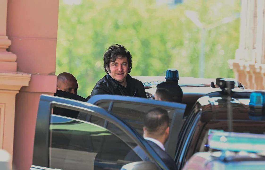 El Presidente participará del festival de Jesús María y viajará al exterior