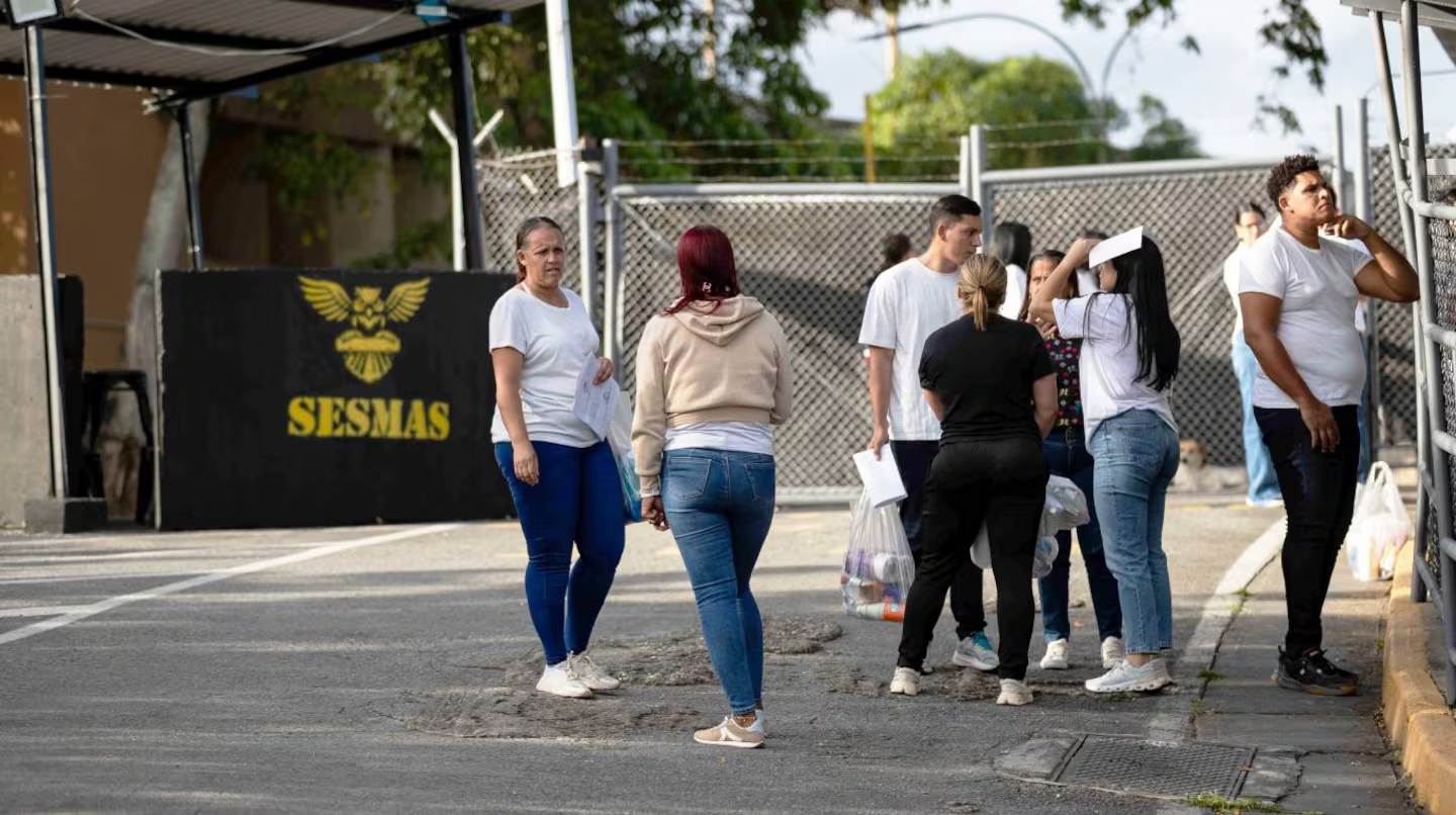 Venezuela habilita visitas en la cárcel donde está detenido el gendarme argentino Nahuel Gallo