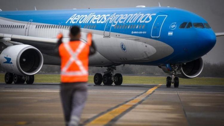 ATE anunció un paro en aeropuertos para el lunes por demoras salariales en la ANAC
