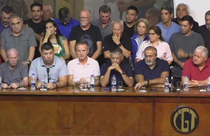 La CGT define su ofensiva judicial ante el avance de la reforma laboral