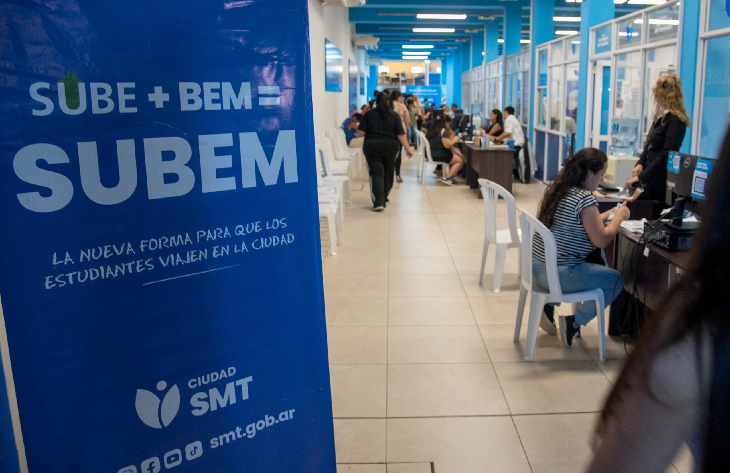 Arrancó la entrega gratuita de tarjetas SUBEM para alumnos que viven y estudian en la capital tucumana