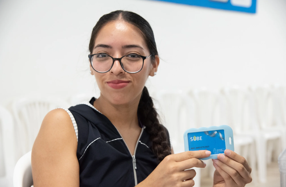 Comienza la entrega del Boleto Educativo Municipal para estudiantes terciarios y universitarios