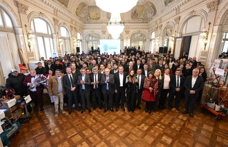 Jaldo destinó más de $168 millones para fortalecer cooperativas y emprendimientos tucumanos