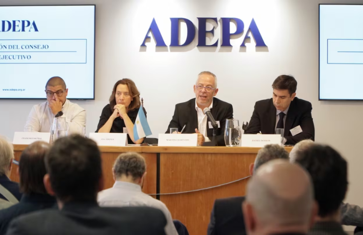 ADEPA cuestionó al Gobierno por limitar el ingreso de periodistas
