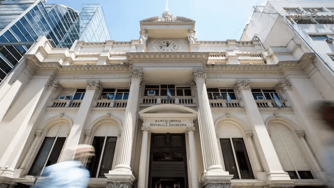 Las reservas del Banco Central retrocedieron y quedaron nuevamente por debajo de los US$49.000 millones