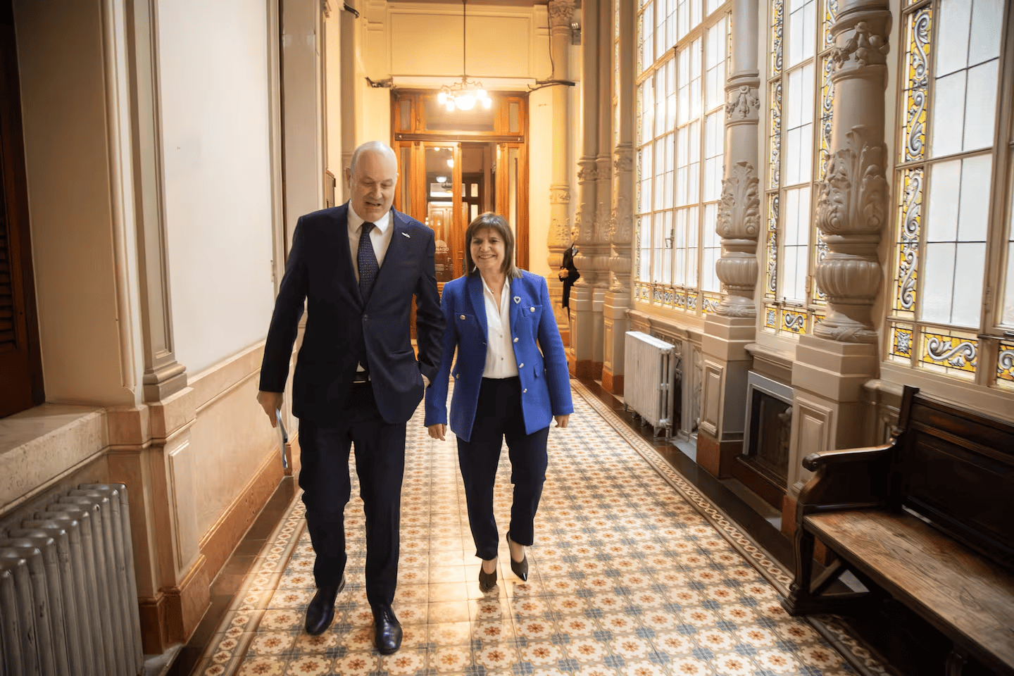 Bullrich y Sturzenegger acercaron posiciones para destrabar la ley de propiedad privada